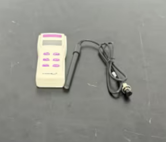 VWR 89094-958 TRACEABLE EXPANDED RANGE CONDUCTIVITY METER