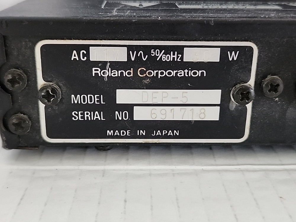 Roland Dep-5 Digital Effects Processor - Black (powers on but untested)