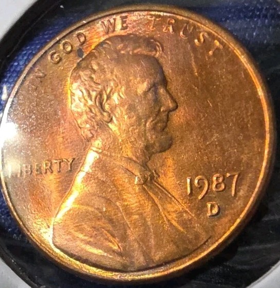 1987 D One cent penny Errors 🔥Slight Toning🔥 BU.