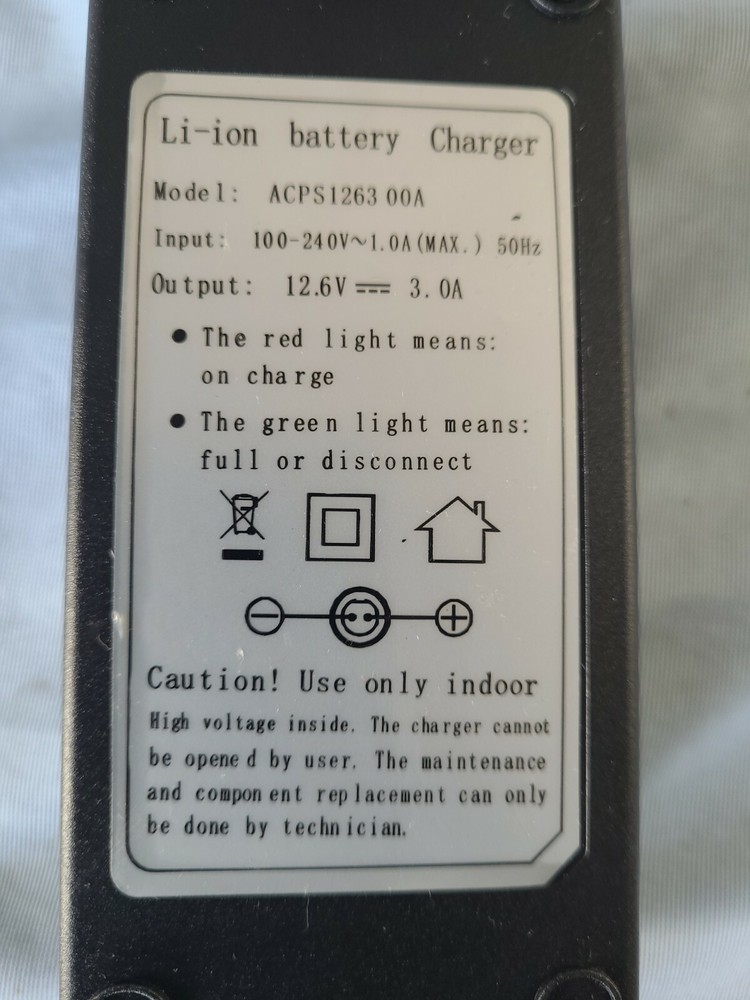 STAGE DMX CONTROLLER LIGHTS W/CHARGER (G)