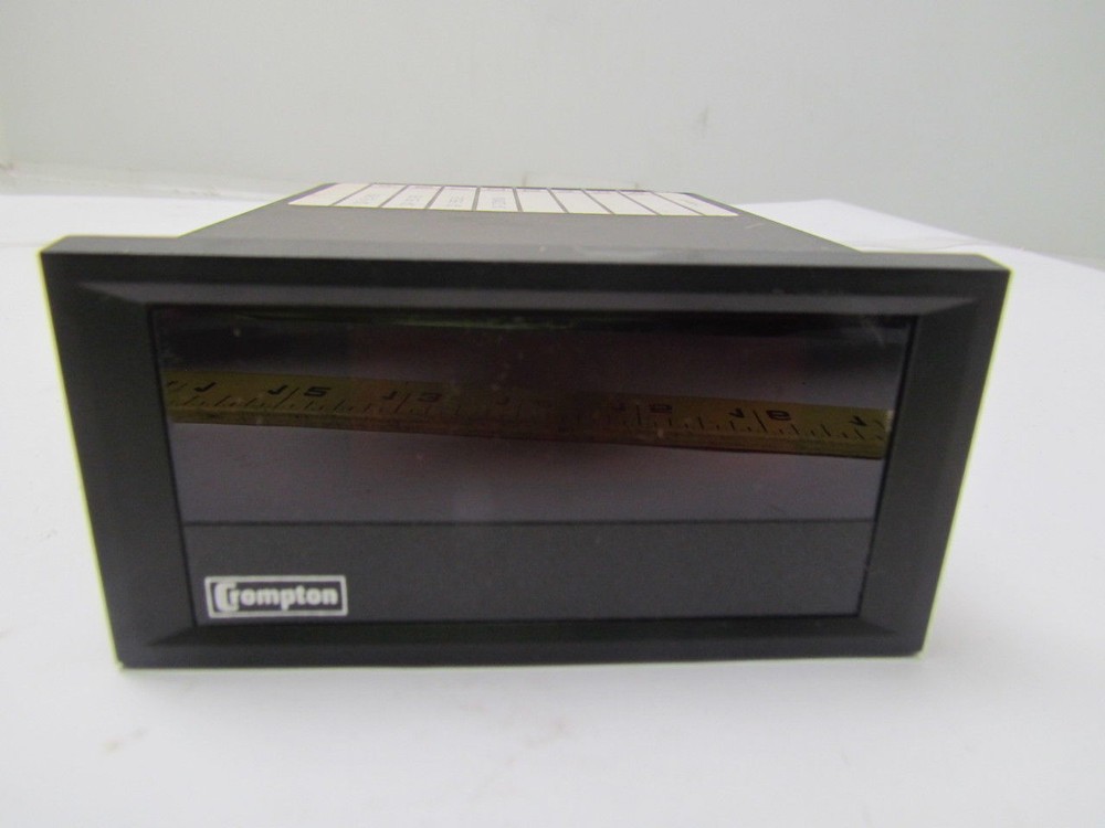 Crompton 2G2-DGVULEZ 262 Series LED digital indicator 4 digit 120V 2VDC input