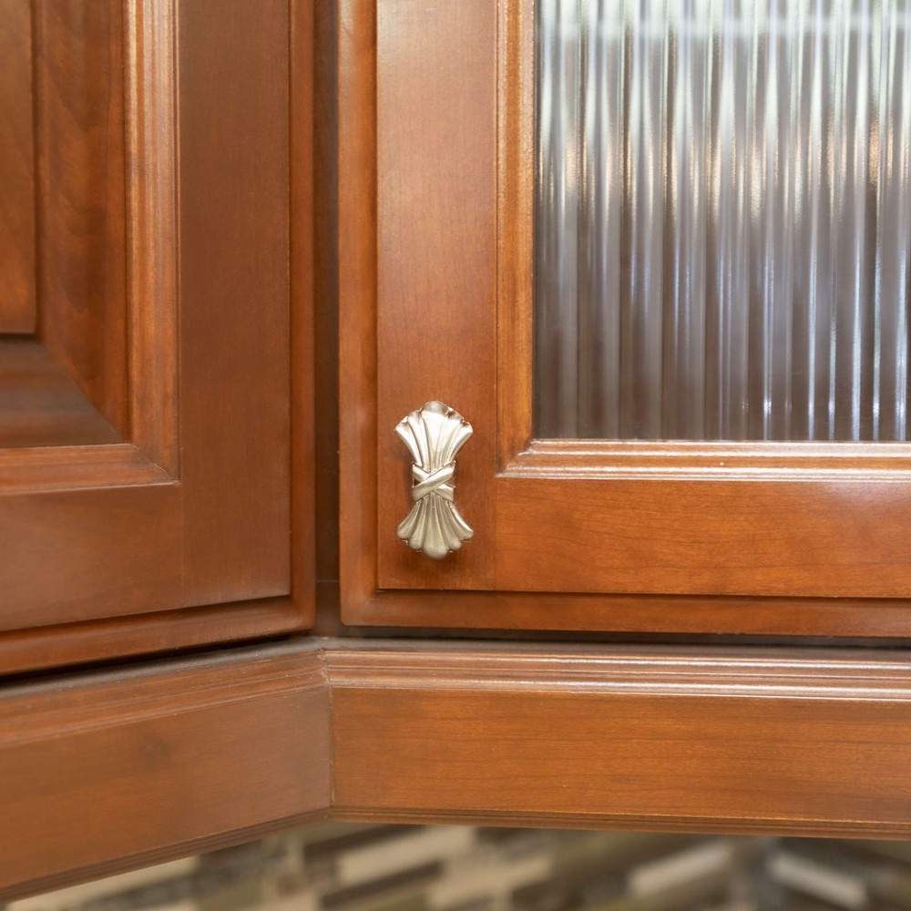 Classic Traditional Kitchen Cabinet Pulls Handles Knobs Brushed Nickel Hardware