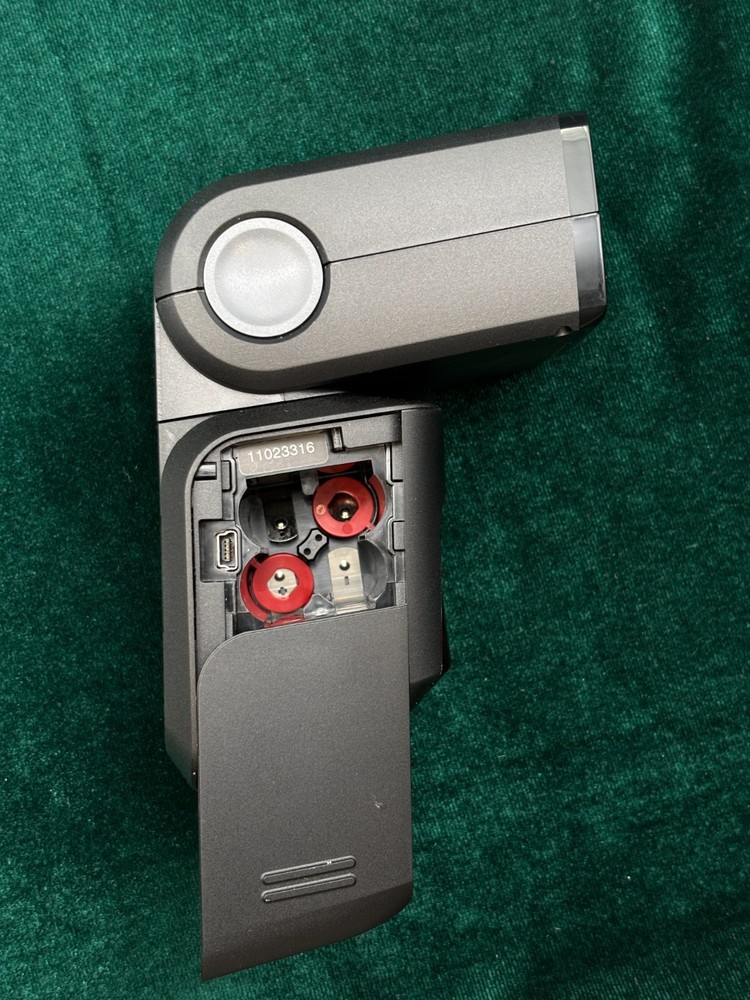 Metz Mecablitz 52 AF-1 Digital Flash/ Works