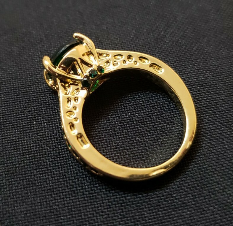 Pure gold plate emerald crystal solitaire ring