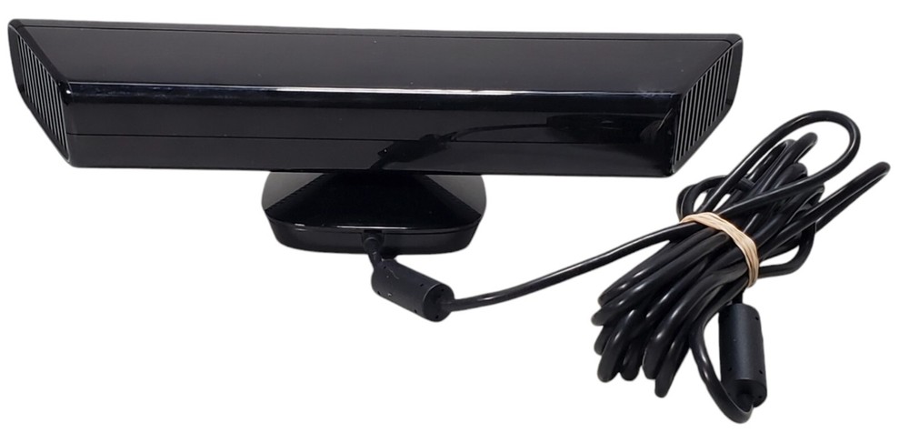 Xbox 360 Kinect Sensor Camera Bundle with Kinect Adventures Complete In Box CIB