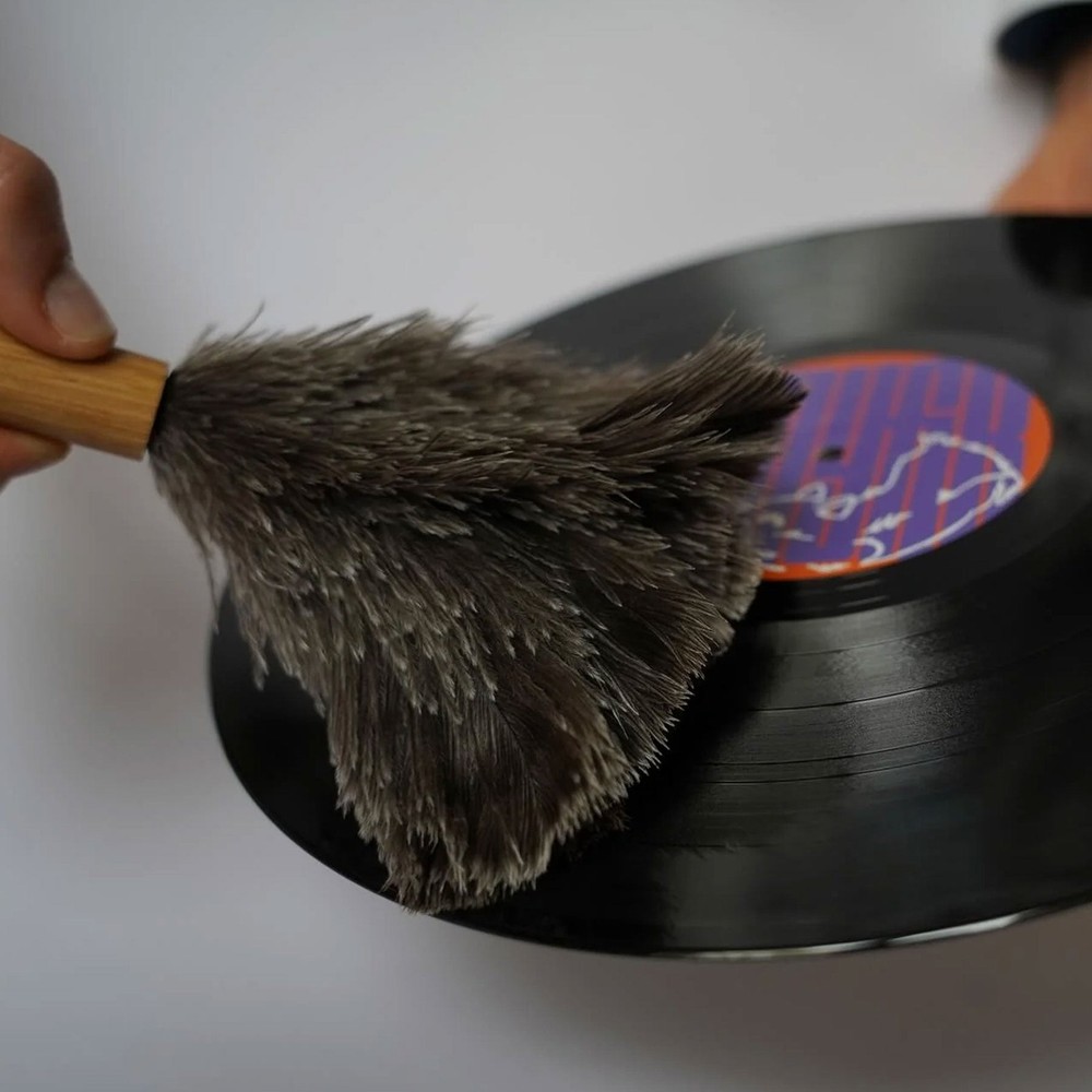 Vinyfix: Feather Record Duster & Single Adaptor / Stand