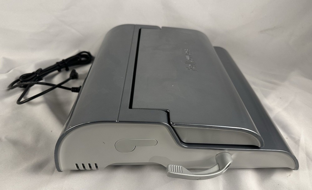 Fellowes Quasar E 500 Electric Comb Binding Machine Working