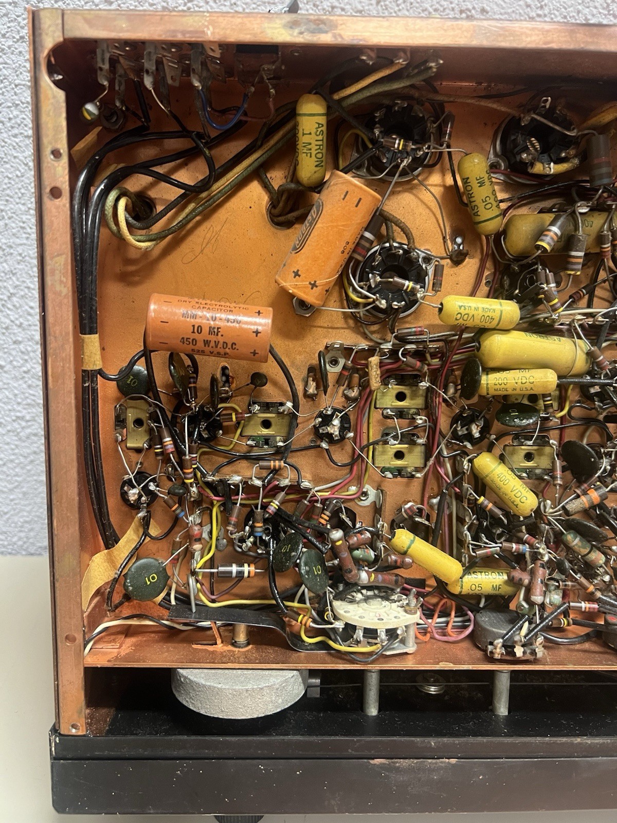 HARMAN KARDON D-1100 Tube Receiver For Parts Or Repair