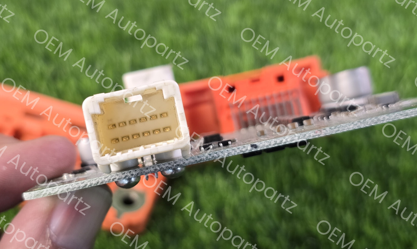 Toyota Camry 2012-2017 Hybrid Voltage Module & harness 89892-33020: Fits Avalon