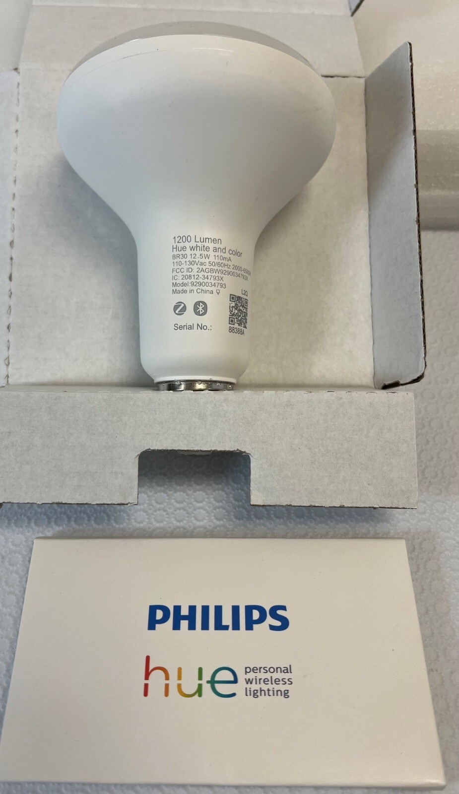 Philips Hue 85-Watt White and Color Ambiance BR30 LED Smart Bulb -FREE S/H
