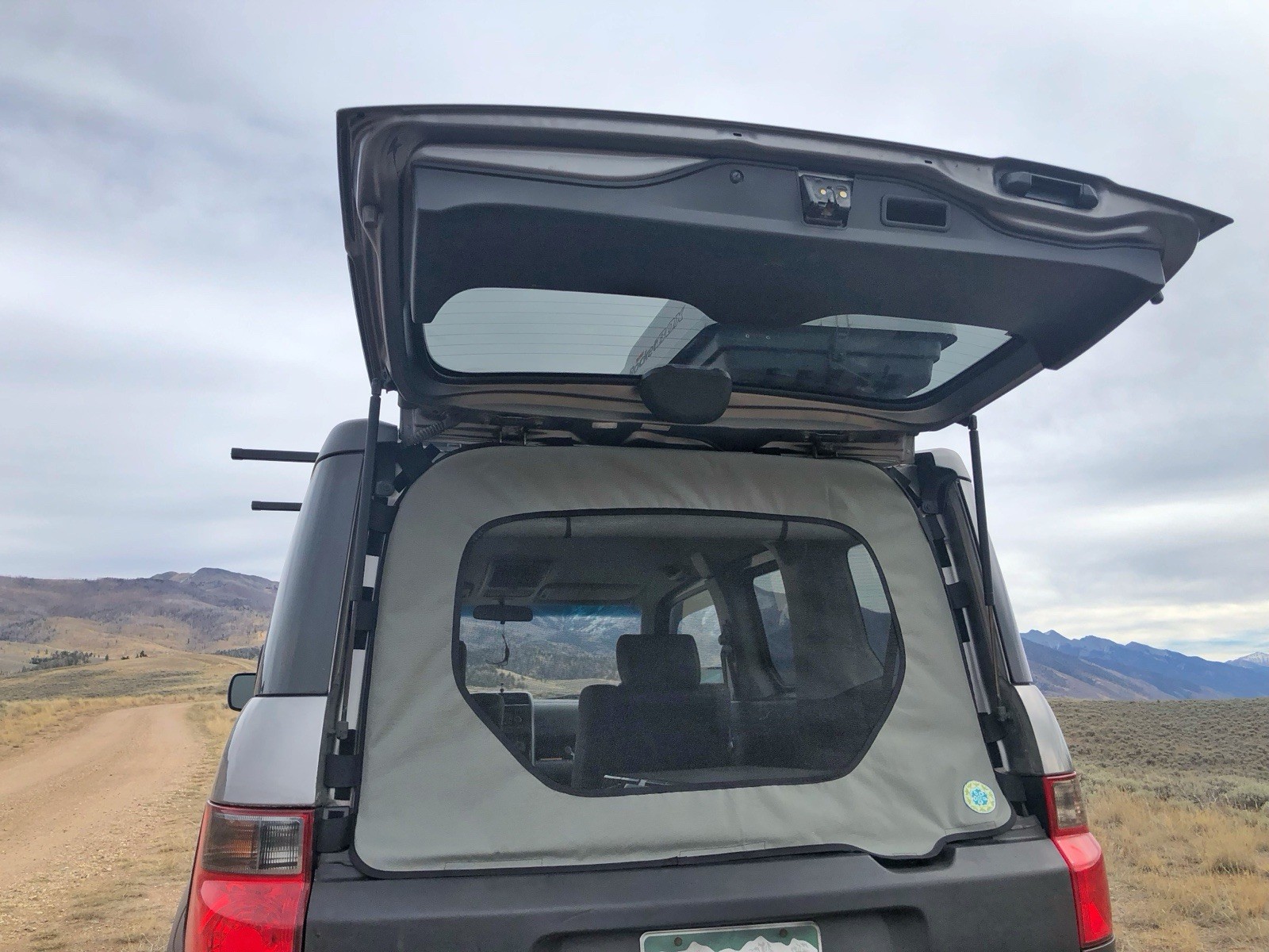 Honda Element -Half Moon- Privacy Bug Screen By Rain Dean