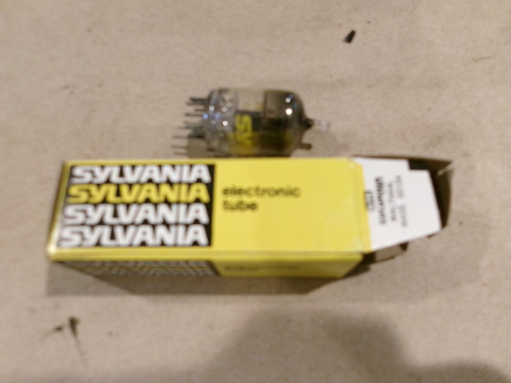 OEM VINTAGE ELECTRONIC TUBE SYLVANIA 6BC4