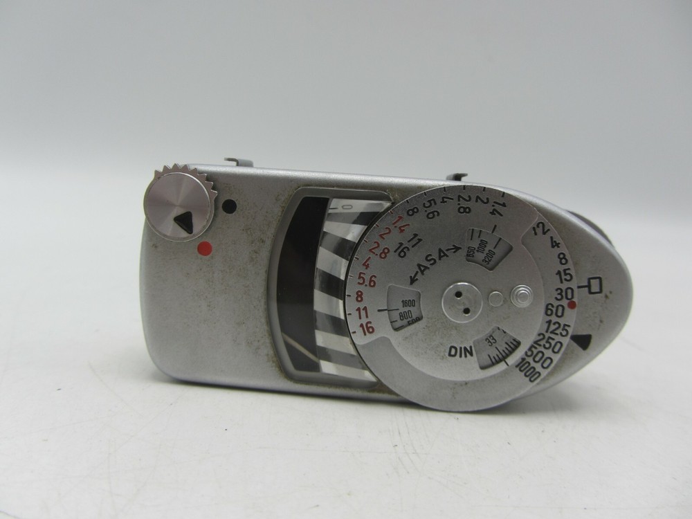 Leitz Leica MC Chrome Camera Shoe Mount Light Meter - Responds to Light
