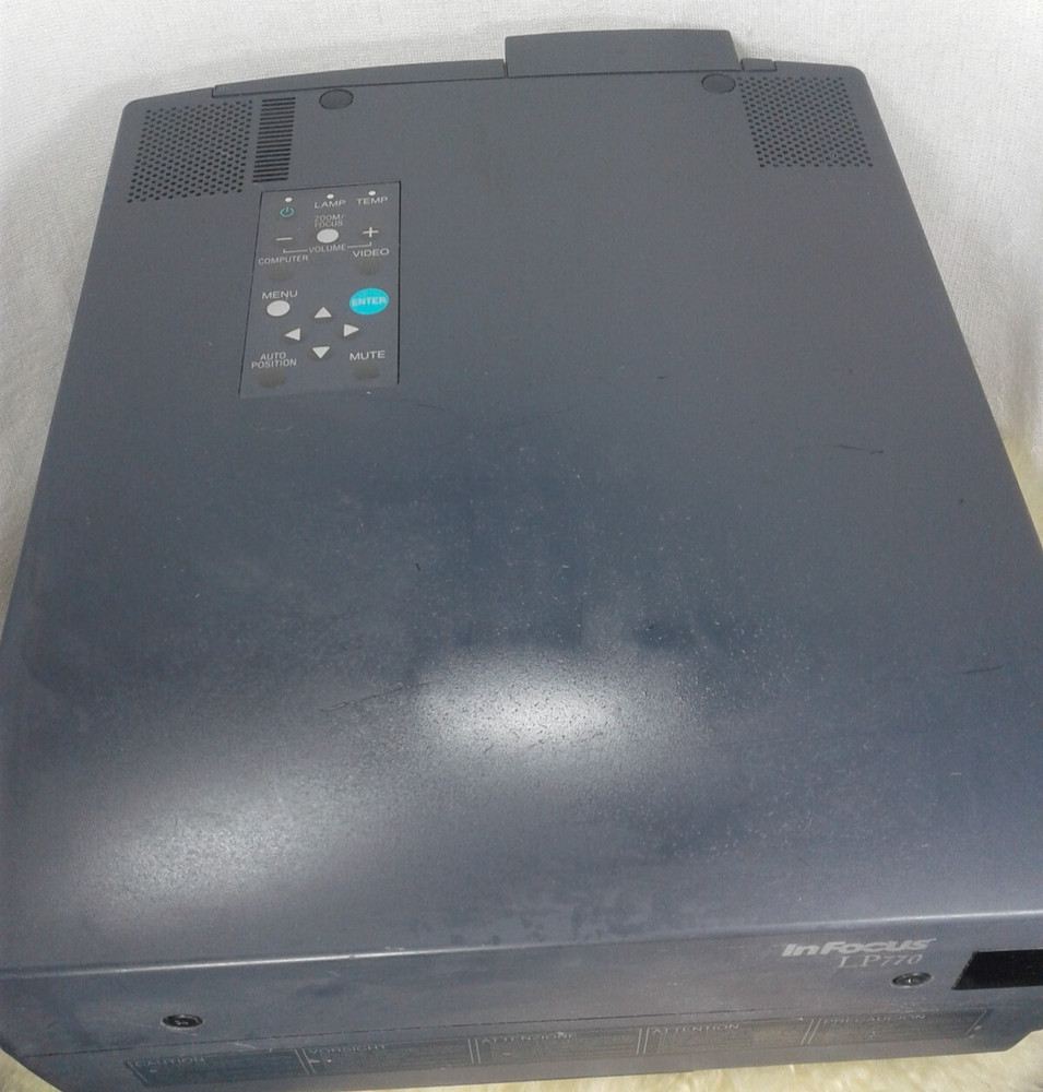 INFOCUS PROJECTOR CONFERENCE ROOM MEETING PRESENTATION HOME AUDIO VISUAL SYSTEM