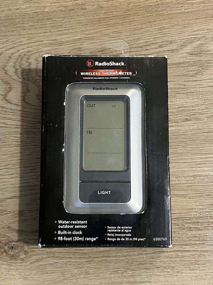 RadioShack Indoor Outdoor Thermometer Model 6300769 E4B3