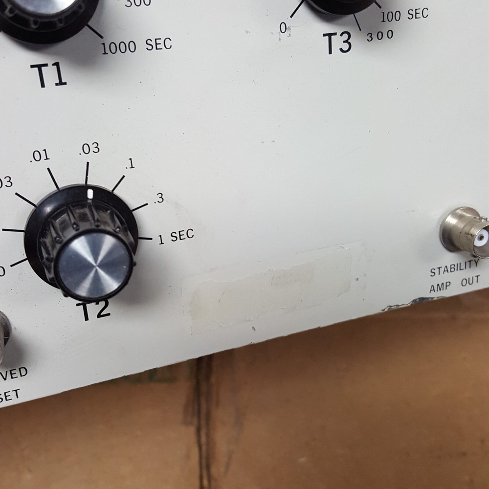 Linear Research Inc. LR-130 Temperature Controller - PwrsOn - w/PowerCord - USED