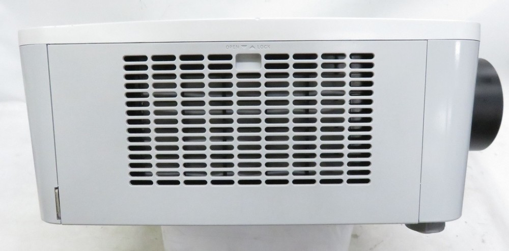 Sanyo PLC-ZM5000L Projector W/ Lens * B- Possible Issues