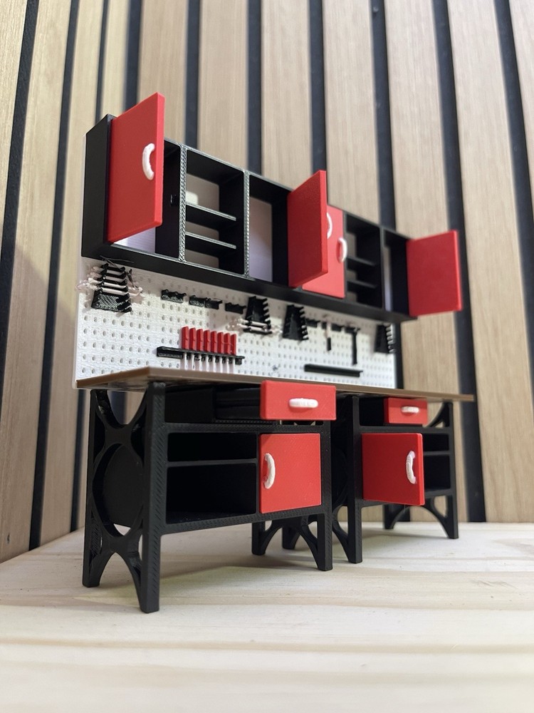 1/24 Scale Tool Box For Garage 3D Printed Model