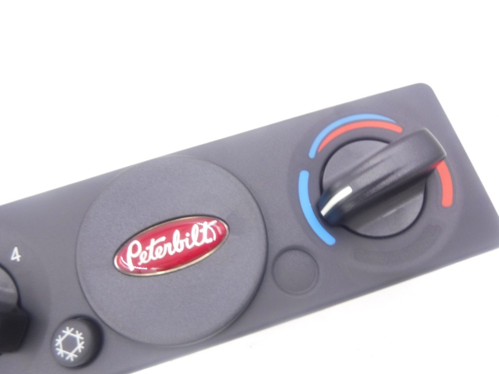 Genuine OEM Peterbilt Sleeper HVAC Control Assembly Q21-1122