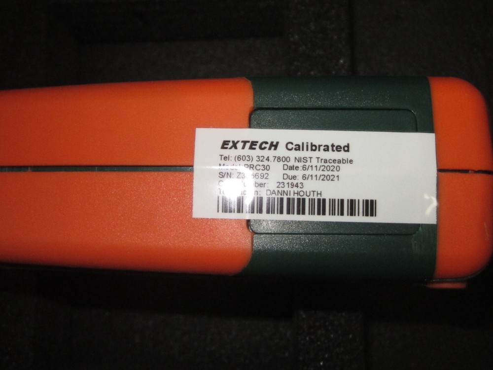 EXTECH PRC 30 NIST MULTIFUNCTION PROCESS CALIBRATOR