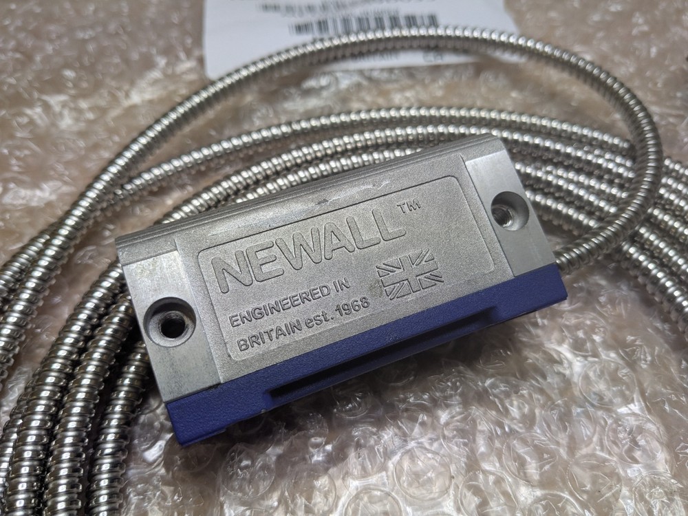Newall Microsyn Serial 5 DRO Encoder Reader Head w/ Armored Cable ME000509D035