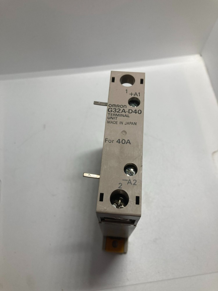 OMRON G32A-D40 TERMINAL UNIT RELAY SOLID STATE 40A