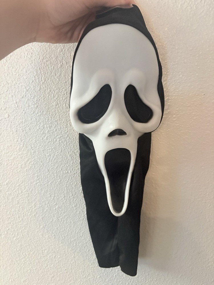 gen 1 ghostface mask replica