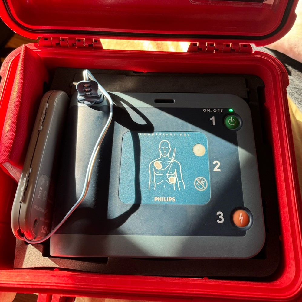 Philips HeartStart HS1 OnSite AED Defibrillator with case