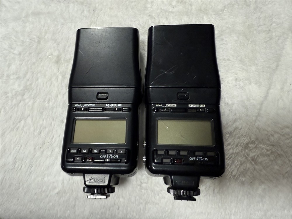 2x NIKON SPEEDLIGHT SB-24 SHOE MOUNT FLASH "UNTESTED"