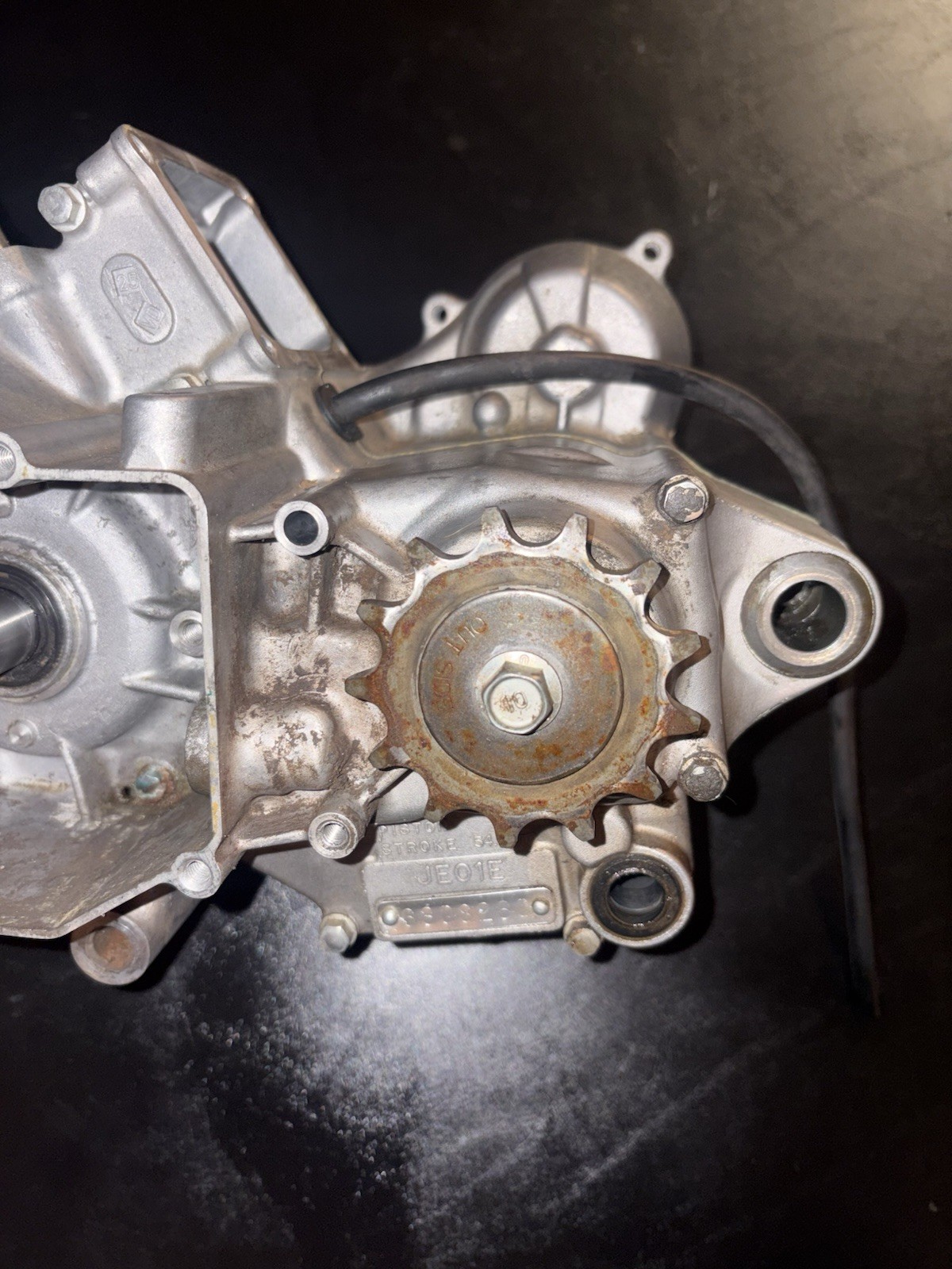 99-02 2002 CR125R CR125 OEM Engine Crankcase Crank Case Bottom End Transmission