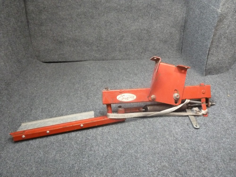 Vintage Red Devil Clay Pigeon Thrower,model a