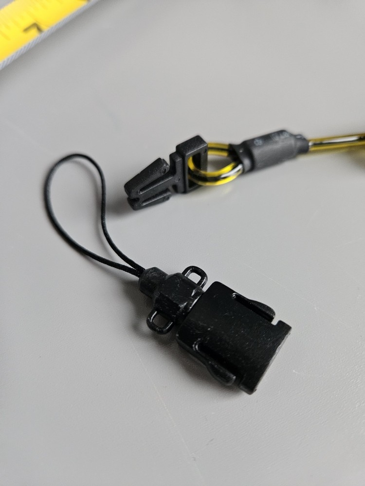 🆕️ PYTHON SAFETY 2 LB lanyard. Fall protection. Drop prevention