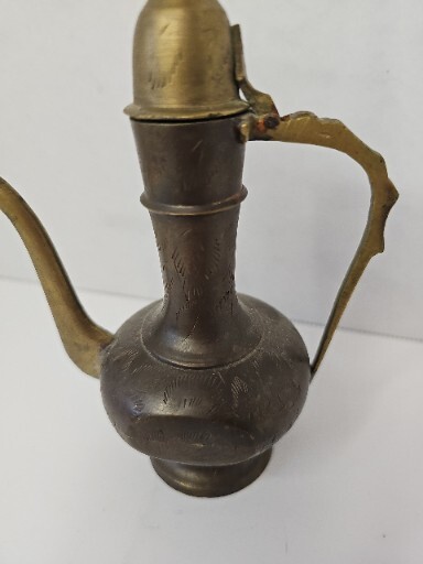 Vintage Hand-Etched Solid Brass Lidded Middle Eastern Ewer Lamp