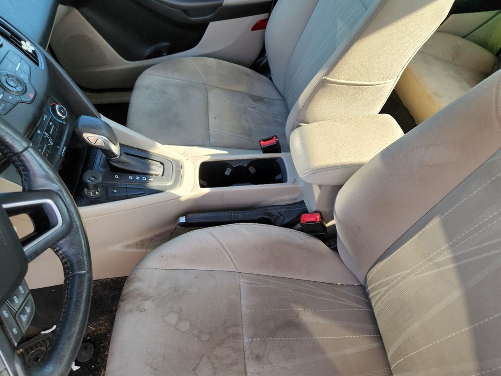 2015-2018 Ford Focus Front 4.2" Display Screen