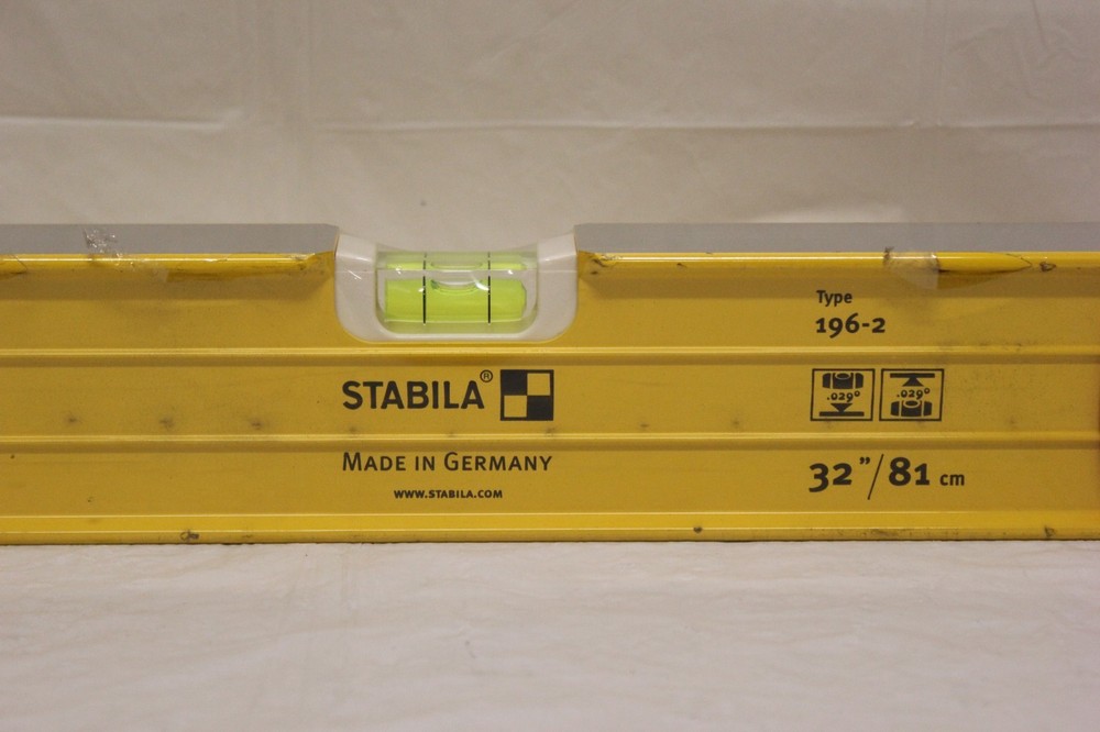 Stabila 32in. Box Frame Levels 37432 C2