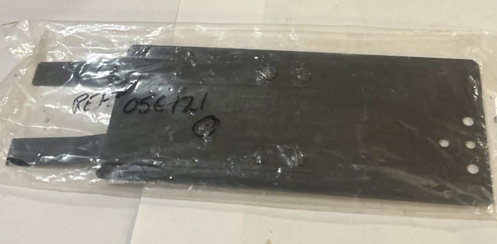 056121 Holddown Plate