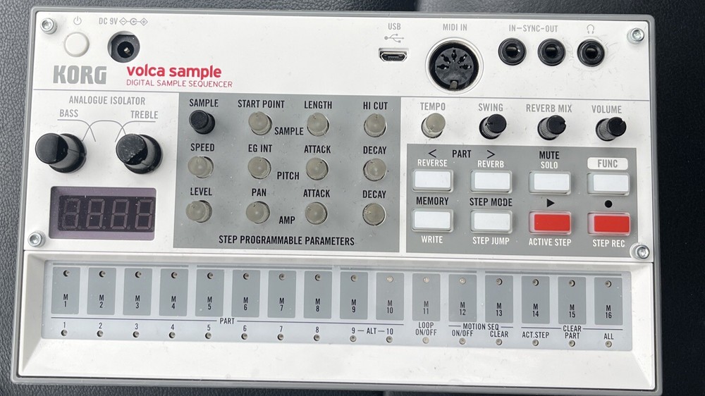 Korg Volca Sample Digital Sample Sequencer (Excellent Working Condition)