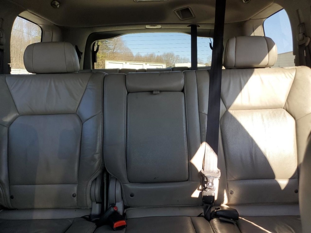 PILOT 2011 Glove Box 4512623