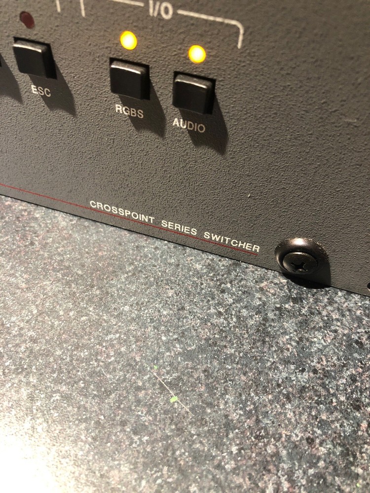 Extron ER 9918 Crosspoint Series Switcher