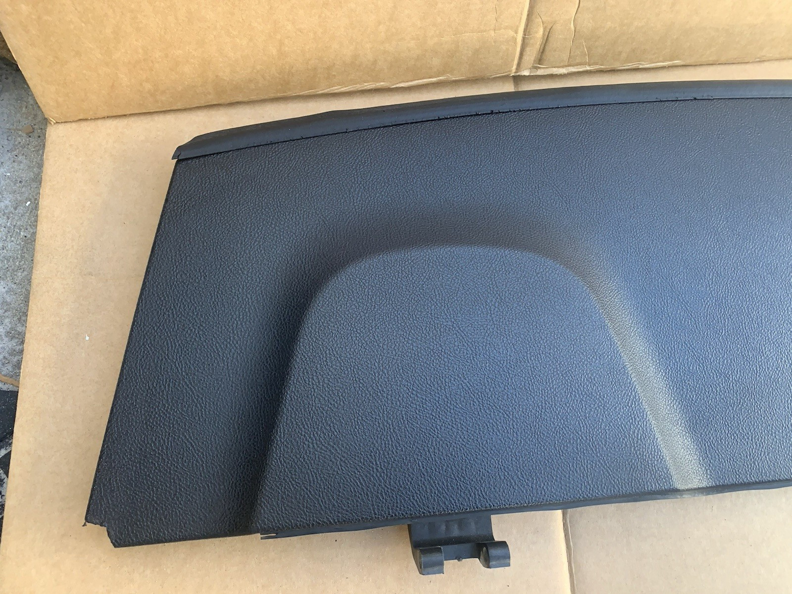 2006-2009 OEM Pontiac G6 Convertible Top Tonneau Cover Rear Boot Lid -chipped