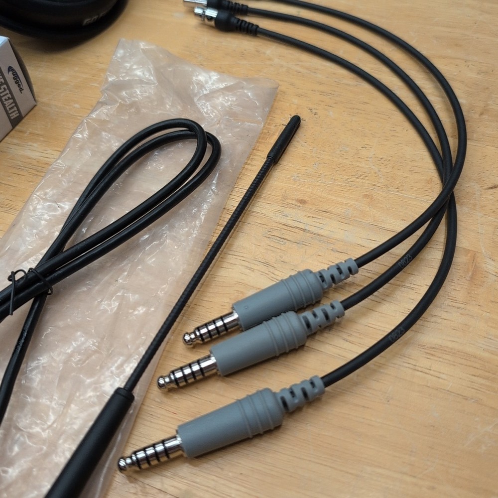 Rugged Radios STEALTH-UHF, GMRS Antenna, Knobs, Mount, Cable Plug Lot!