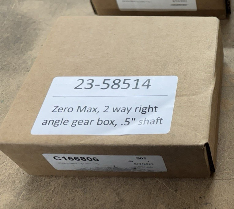 Crown Zero-Max C156806 Right Angle 2-Way Gear Drive *NEW*