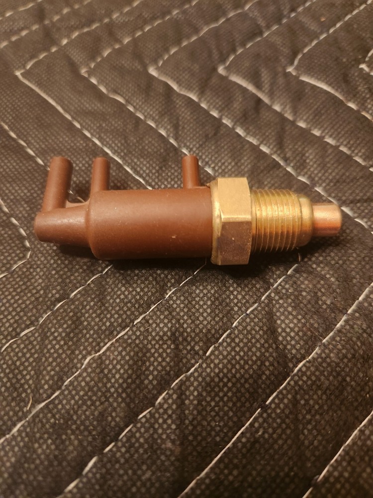 Ported Vacuum Switch WVE 7P1142