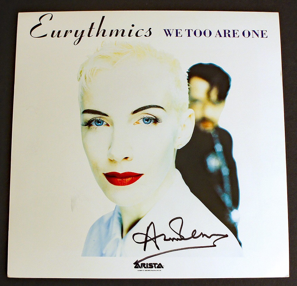 Beckett COA - ANNIE LENNOX SIGNED Insert + New Vinyl - We Too Are One Eurythmics