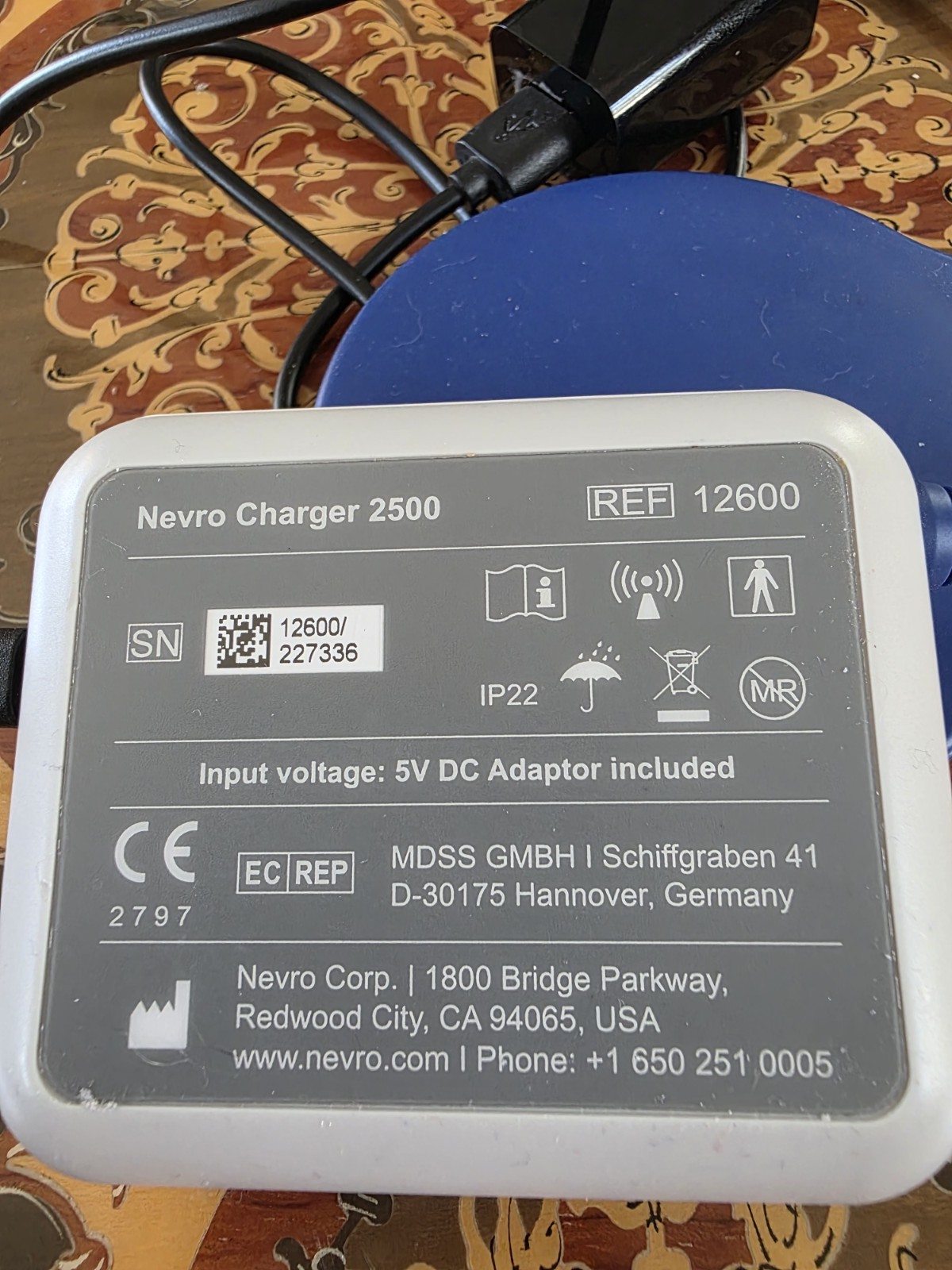Nevro Spinal Cord Charger Model 2500 and Remote Control