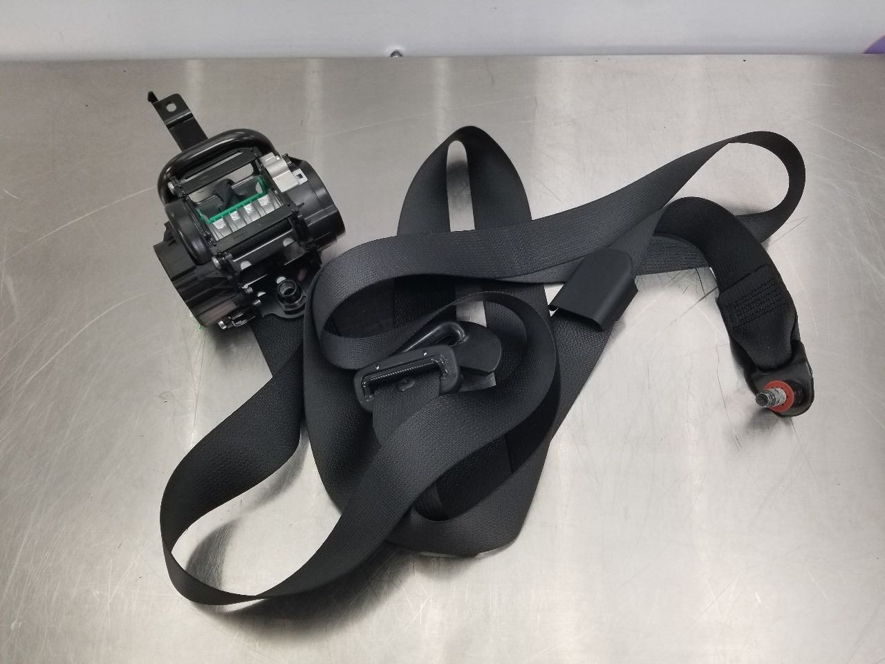 25 2025 KIA K4 GT-LINE FRONT BUCKET SEAT BELT RETRACTOR BLACK LEFT DRIVER