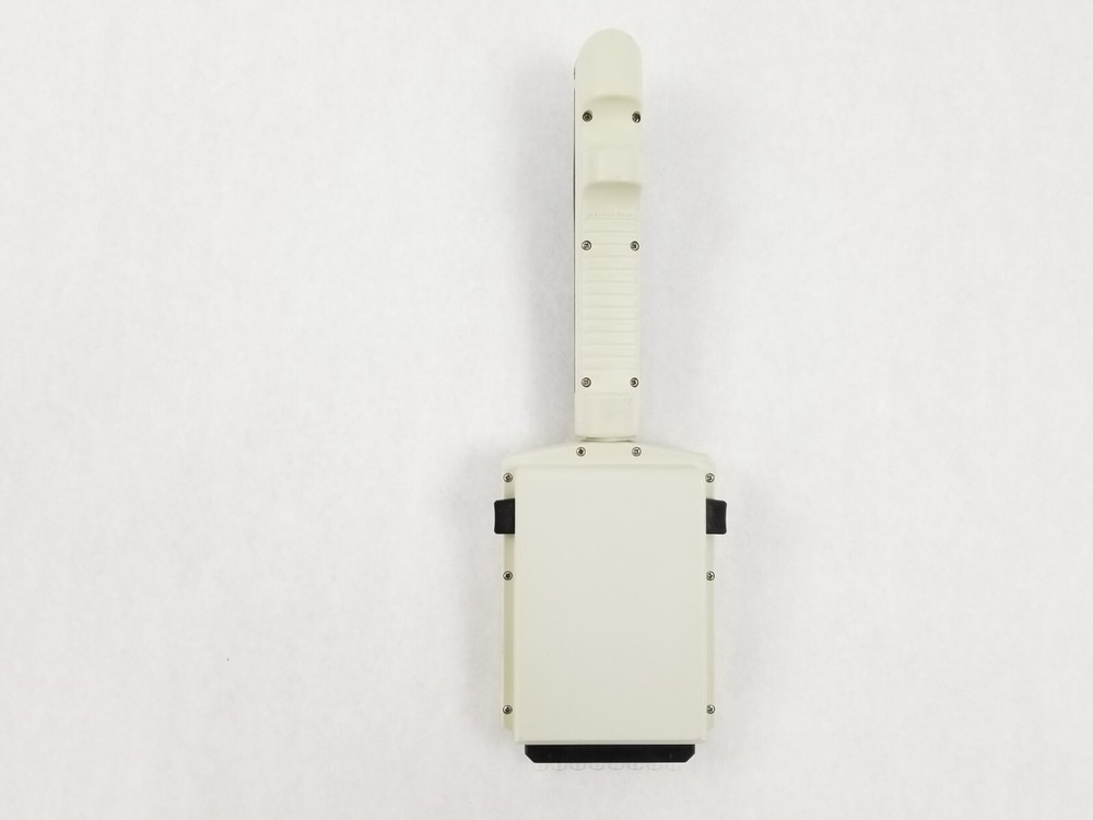 Eppendorf 8 Pipette Adapter Untested