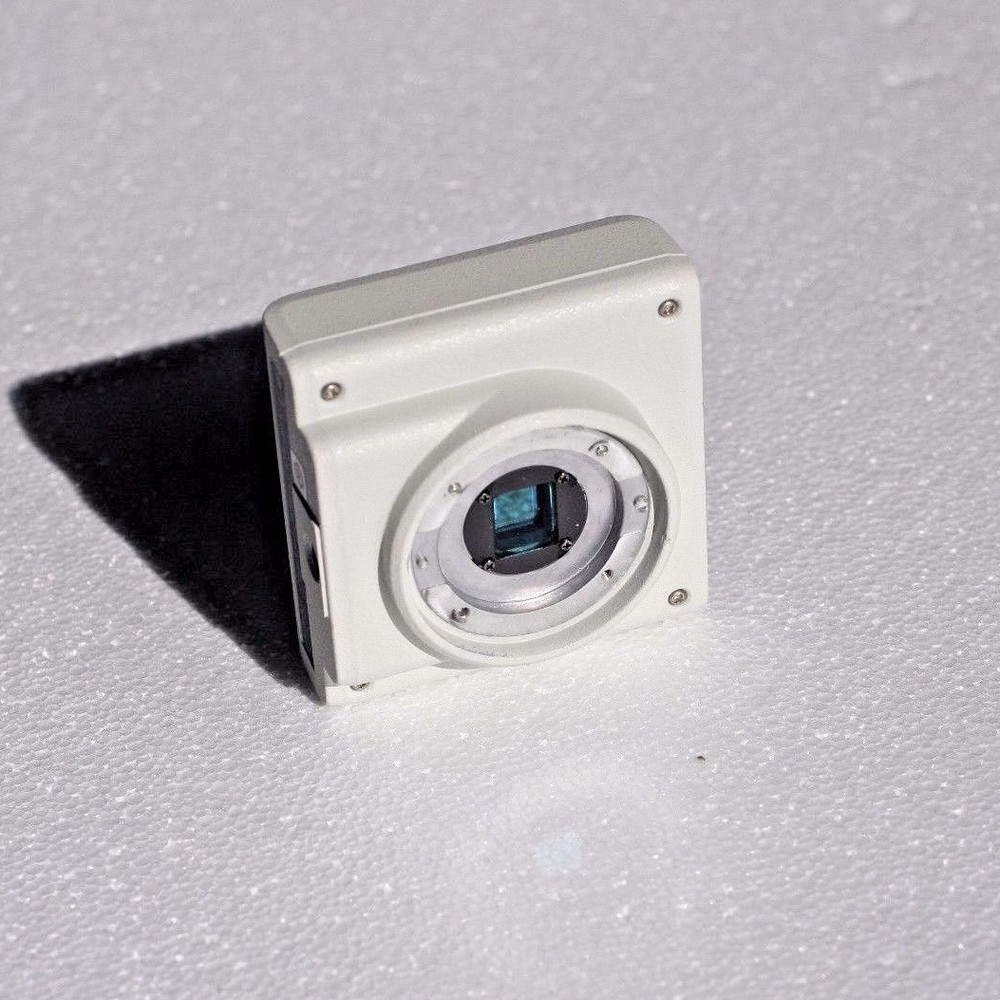 Nikon Digital Sight Ds-fi1 microscope c-mount camera