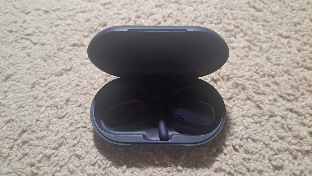 Anker Soundcore V20i Open-Ear Wireless Earbuds Blue Right Ear Only With Charger