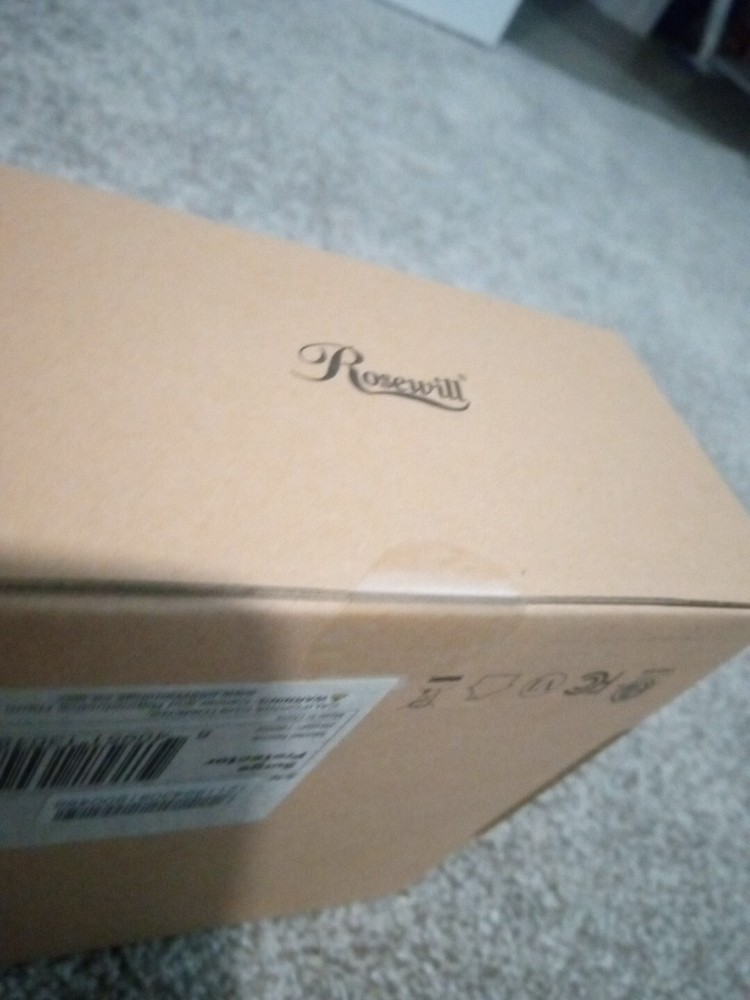 Rosewill - RHSP-19002 - Wireless Charging Station Surge Protector - White